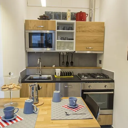 Giulio Romano Apartment *